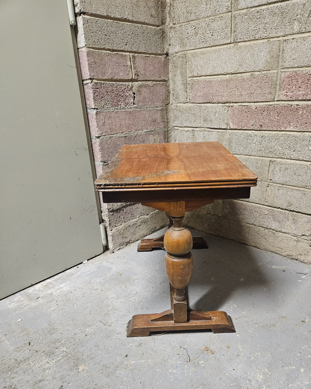 Oak draw leaf refectory table