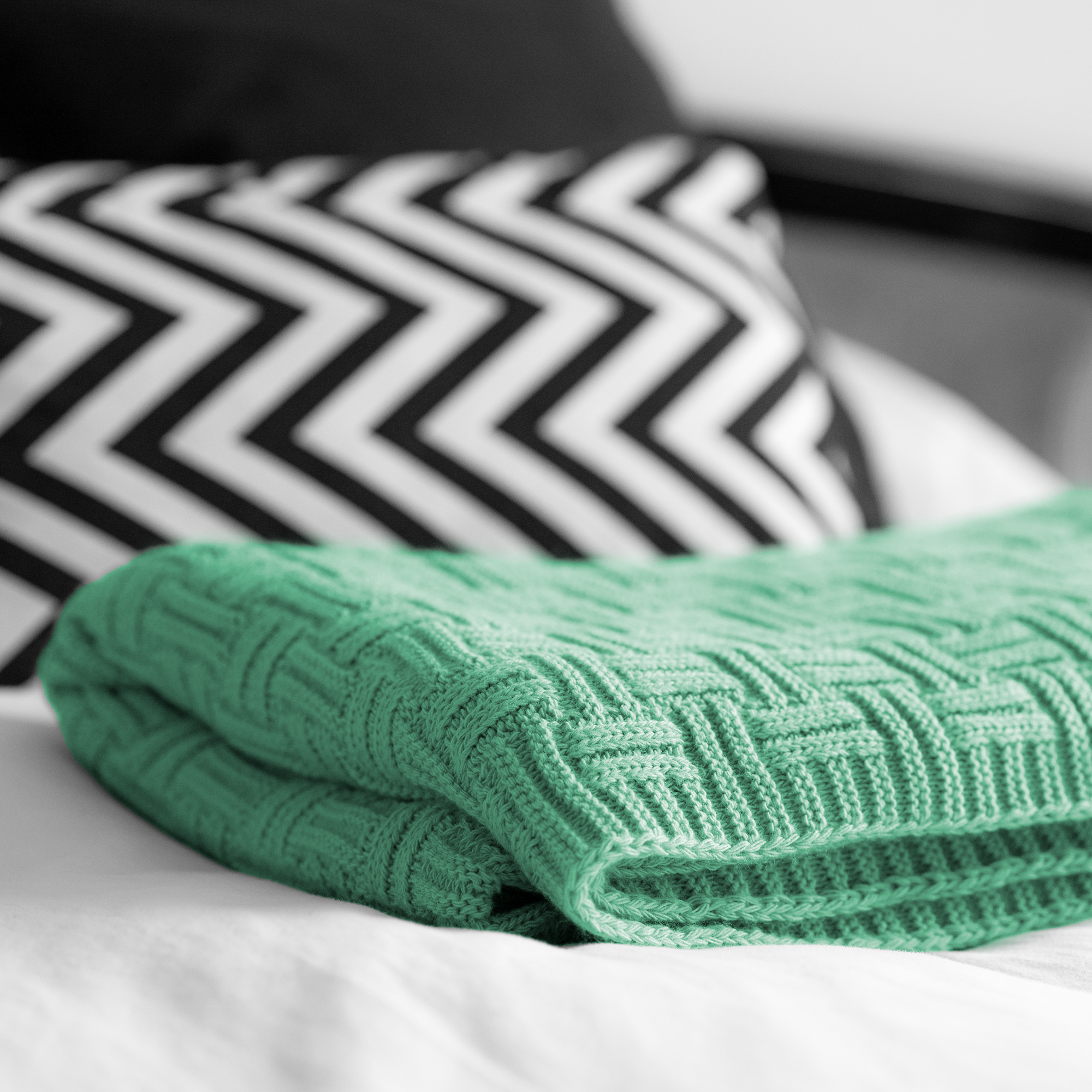 MINT REVERSE KNIT BLANKET